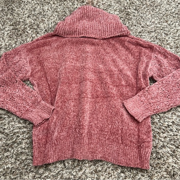 Mauve Chenille Turtleneck Sweater - Picture 10 of 11